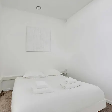 Magnificent With Ac- 3br-6p-bastille Paris